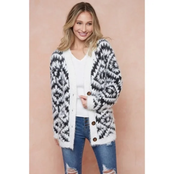 SOLD OUT Ivory & Black Fuzzy Soft Eyelash Aztec Tribal Button Up Knit Cardigan - Picture 7 of 9